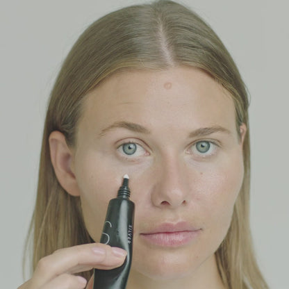 Ginzai MOISTURISING EYE CREAM demo